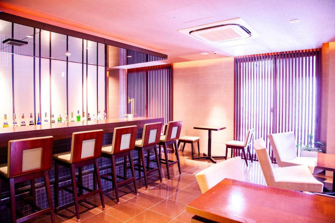 Floral Hotel - Nihonbashi โอซาก้า ภายนอก รูปภาพ