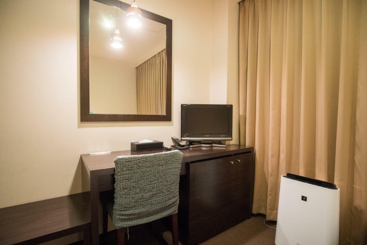 Floral Hotel - Nihonbashi โอซาก้า ภายนอก รูปภาพ