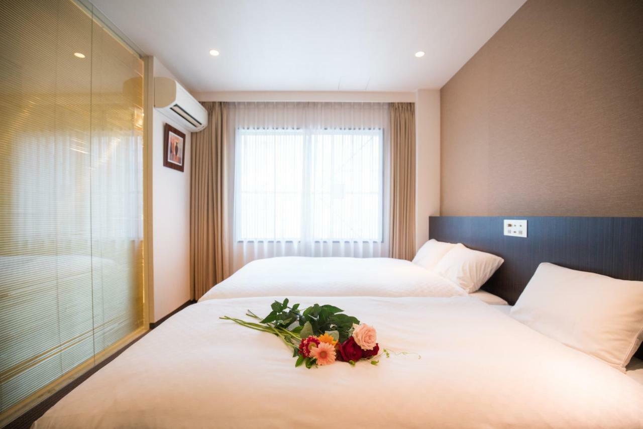Floral Hotel - Nihonbashi โอซาก้า ภายนอก รูปภาพ