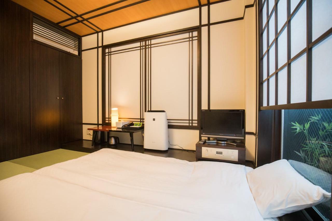 Floral Hotel - Nihonbashi โอซาก้า ภายนอก รูปภาพ