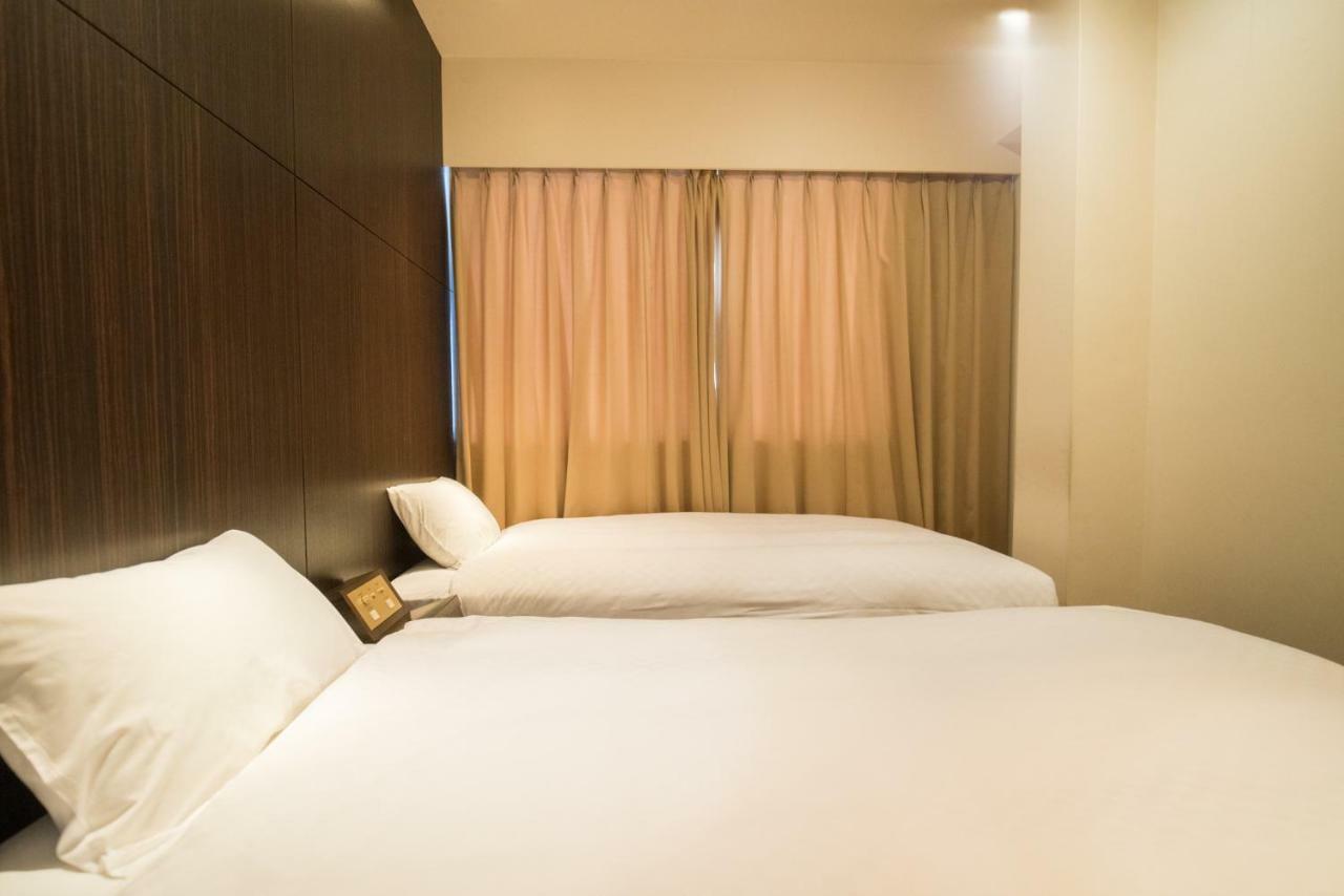 Floral Hotel - Nihonbashi โอซาก้า ภายนอก รูปภาพ