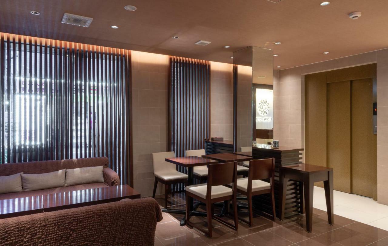Floral Hotel - Nihonbashi โอซาก้า ภายนอก รูปภาพ
