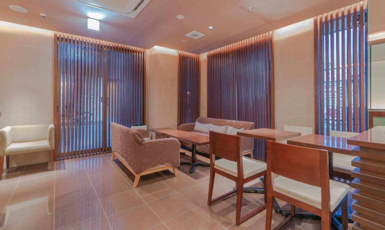 Floral Hotel - Nihonbashi โอซาก้า ภายนอก รูปภาพ
